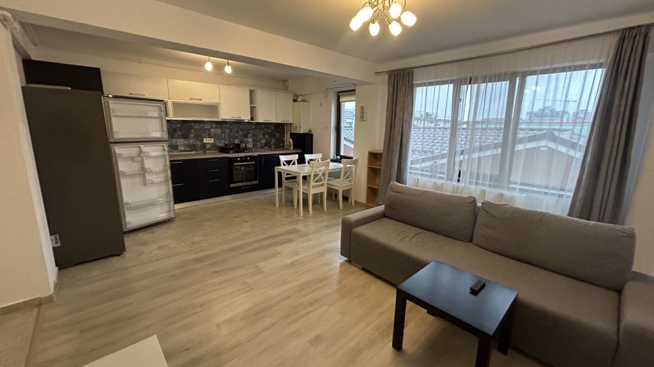 2 Camere Trapezului + Loc Parcare - Poză 1