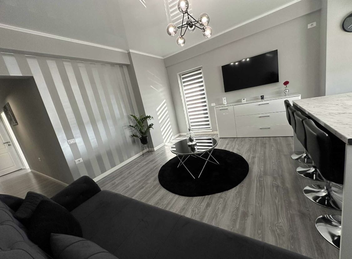 Ap cu 2 camere decomandat de lix - Poză 4