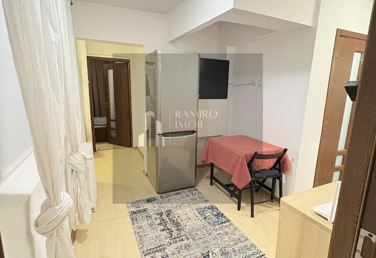 2 camere decomandat - Strada Reșița /  Huedin - Poză 5