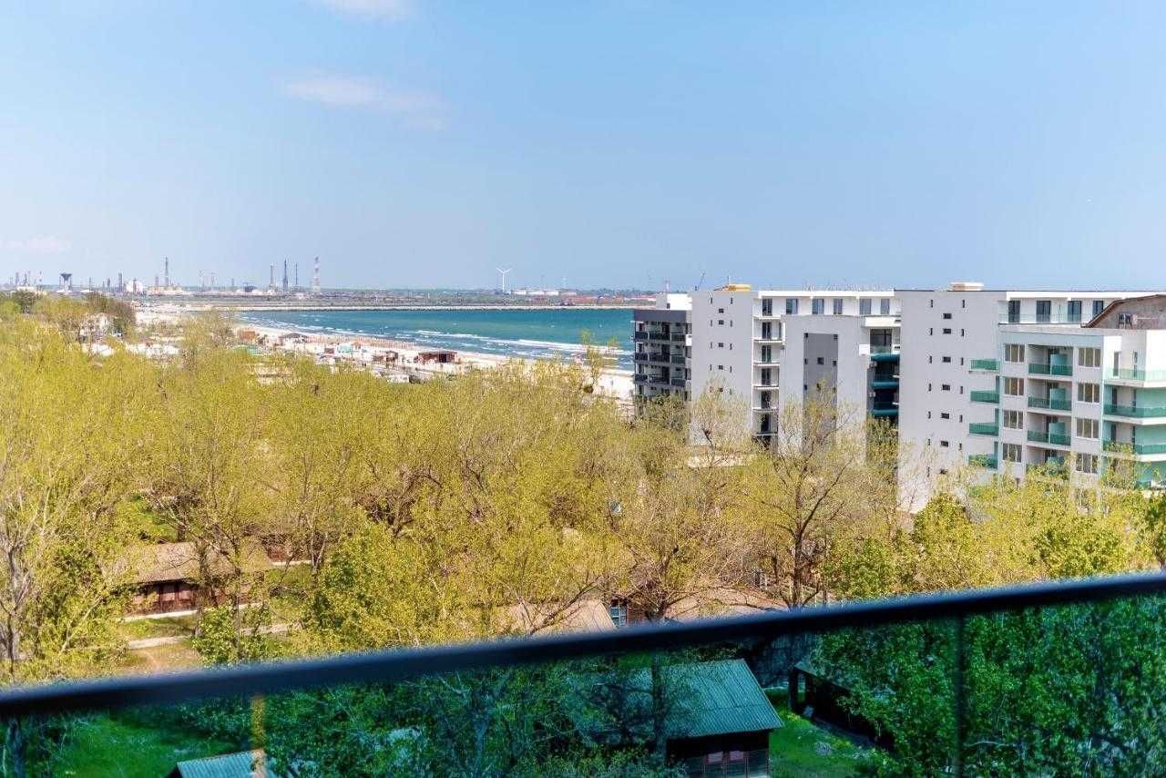Vand apartament 2 camere cu vedere la mare Mamaia Nord - Poză 2