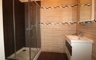 Duplex spațios – Dumbrăvița, cu garaj, bucatarie inchisa - Poză 11