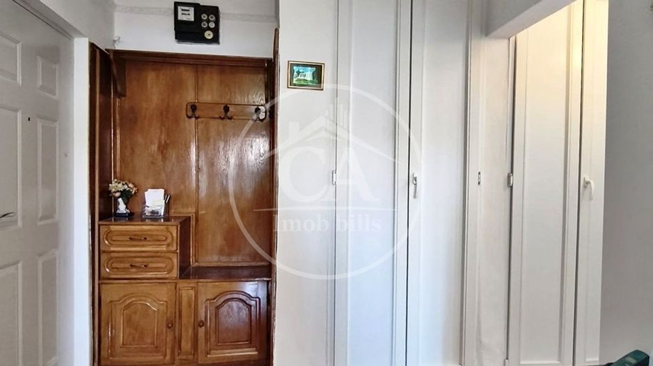 Apartament cu 2 camere de vânzare în zona Rogerius, Oradea - Poză 12