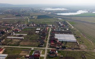 Teren 1.570 mp + casă din cărămidă–zonă liniștită - Poză 5