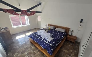 Casa 4 camere 850 mp teren Orlat - Poză 3