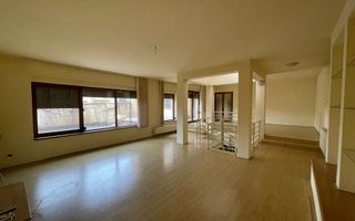 Casa individuala deosebita in zona Girocului - pozitie excelenta. Garaj dublu. - Poză 8