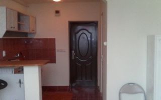 BRASADAS vinde garsoniera 21 mp etaj 4/4 zona Closca. - Poză 2