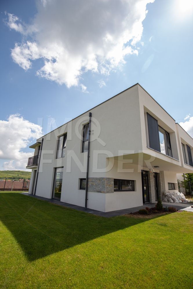 Inchiriere duplex ultrafinisat zona Borhanci - Poză 8