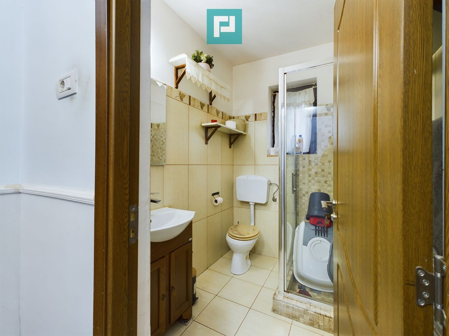 Casă in Cartierul Verde - Poză 15