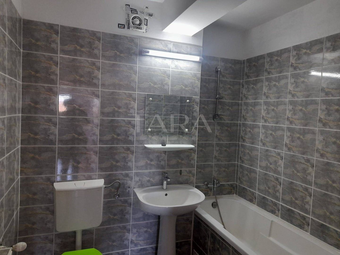 Apartament 2 camere decomandat cu garaj, zona Europa - Poză 6