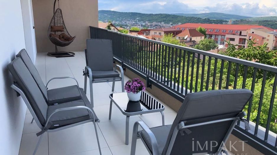 Apartament 3 camere aflat la 2 pași de UMF! Disponibil din 1 August - Poză 2