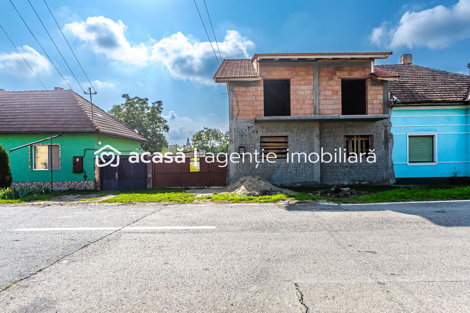 Casă la roșu în Aradul Nou. Zona Adam Müller-Guttenbrunn - Poză 2