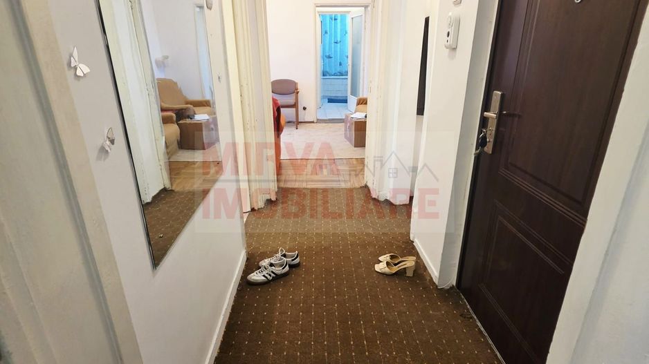 Vanzare apartament 3 camere, 54,99 mp, etaj 1/4, zona Democrației - Poză 9