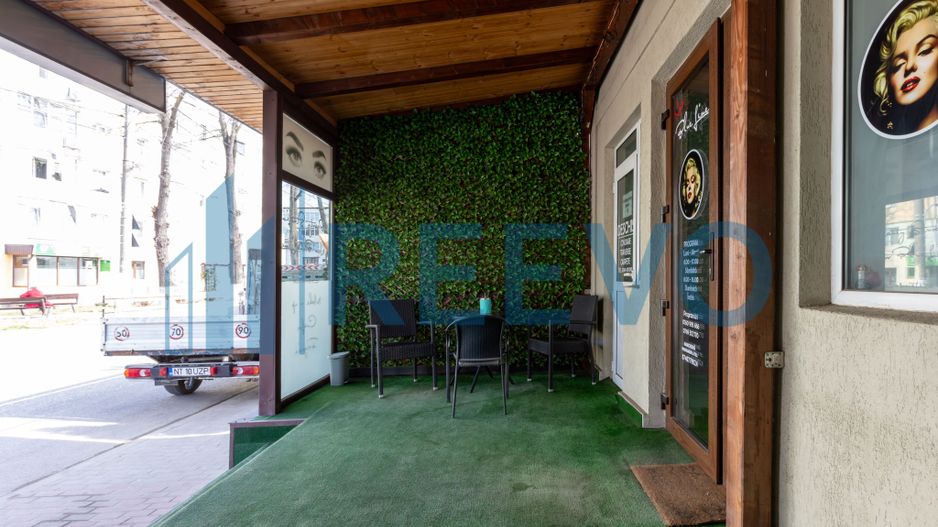 Clădire și teren pentru investiție, central Roman - Poză 59