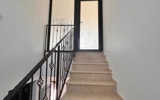 Vilă spațioasă cu 7 camere și teren 454 mp, Dancu, la câteva minute de Iași - Poză 4