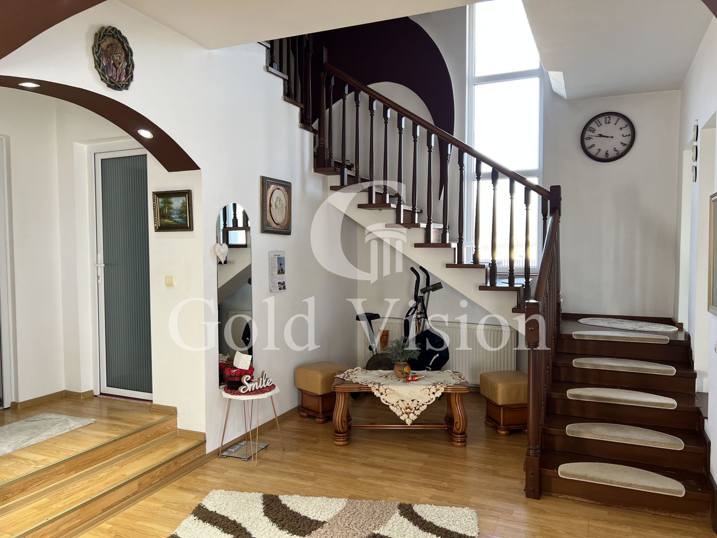 Case cu 7 camere, curte proprie + spălătorie, în Sighetu Marmației - Poză 15