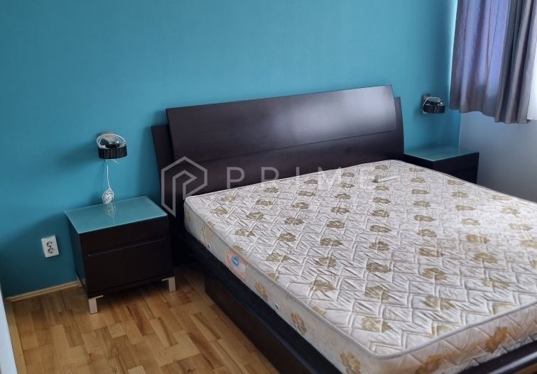 De închiriat apartament ultracentral, utilat, 3 camere, 2 băi, 140 m² - Poză 8