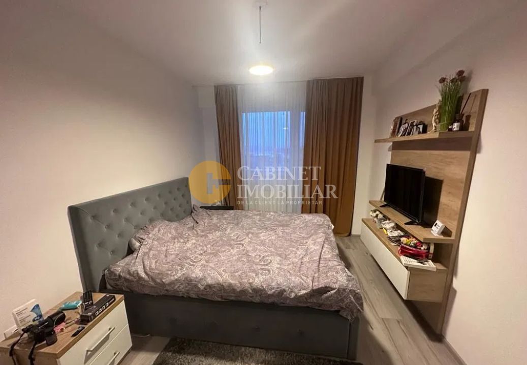 Pacurari Etaj 2 Apartament 3 camere mobilat-utilat complet garaj + loc parcare - Poză 3