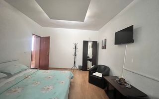 Pensiune superba cu piscina | COMISION 0 | Girocului - Poză 9