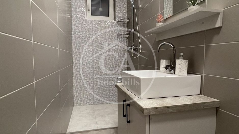 Apartament cu 2 camere de inchiriat in zona ultracentrala, Oradea - Poză 11
