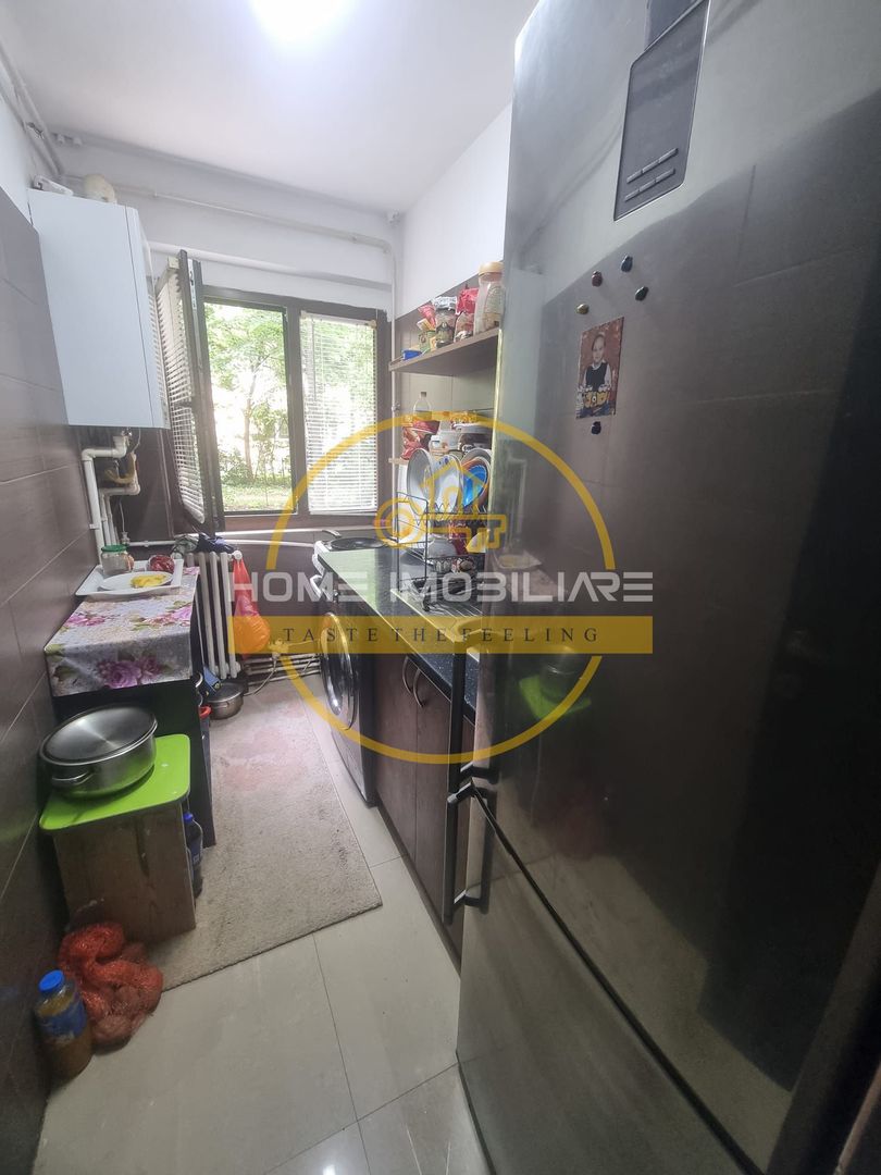 Apartament cu 2 camere - decomandat/ parter/ 42mp/ zona Alexandru Cel Bun - Poză 6