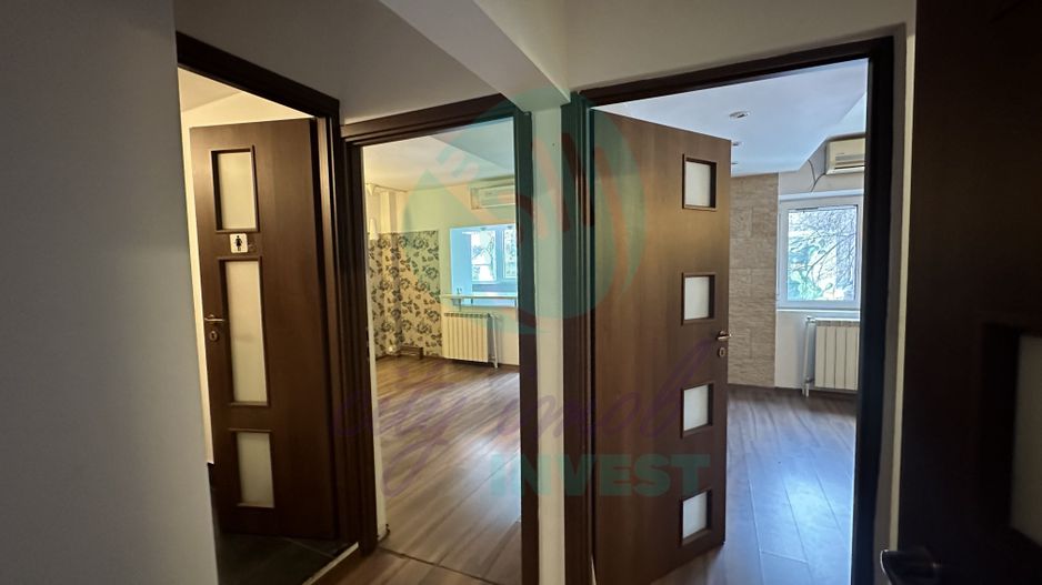 Parter cu acces separat - 137 mp utili - Poză 11