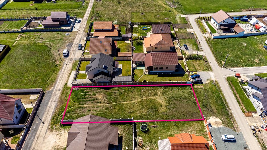 Teren cu utilități în Livada, suprafață 1200 mp, 2 fronturi stradale. - Poză 6