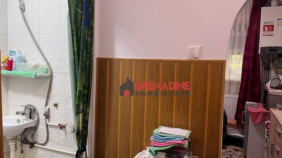 Garsoniera cu Baie Proprie - 12 mp Renovata - Zona Astra - Poză 5