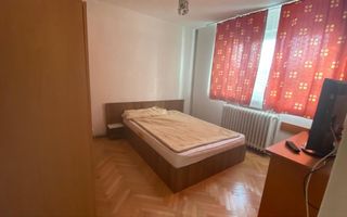 Apartament cu 2 camere, 52 mp, decomandat, renovat. - Poză 6