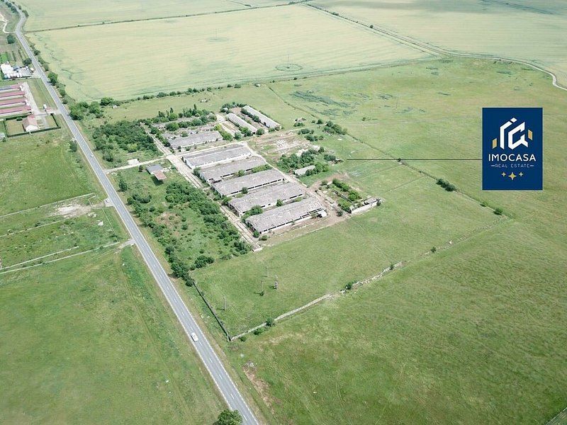 Hale depozitare, grajd, Curte betonata, Horia Jud. Arad - Poză 2