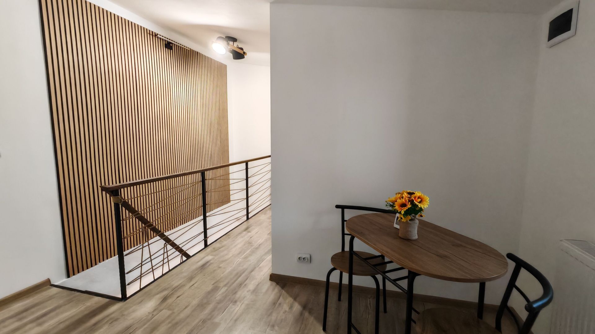 COMISION O.Casa P+E, 4 camere , ASTRA Carpatilor -LIDL- curte comuna. - Poză 11