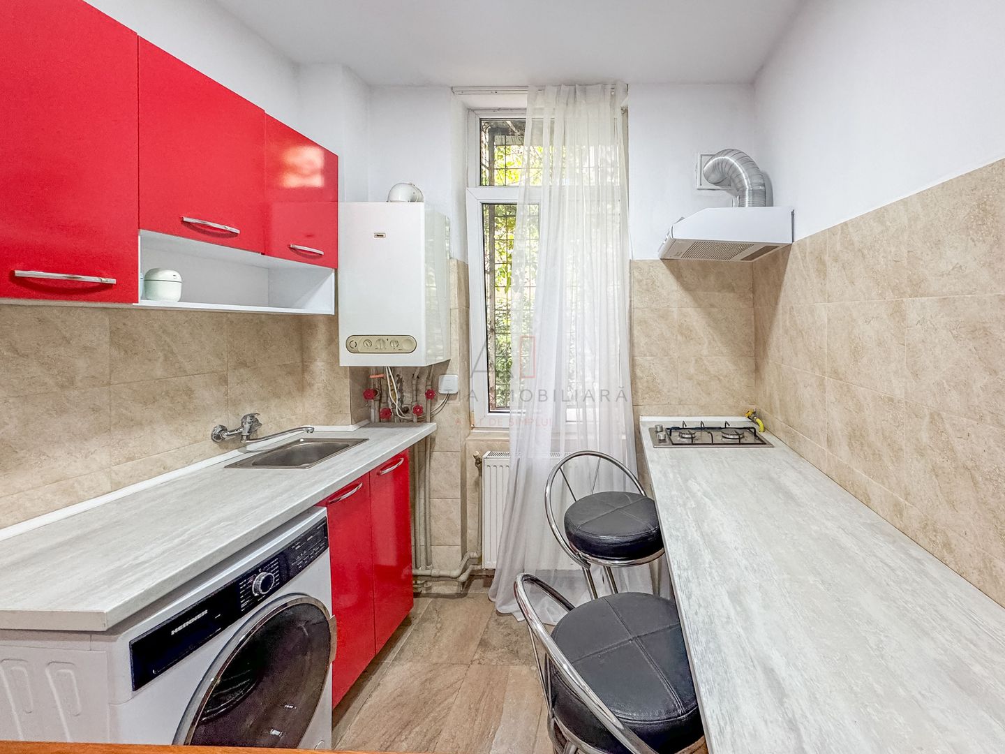 Garsoniera Cocheta si Boxa | Intrare Parc Cismigiu | Bloc Fara Risc - Poză 8