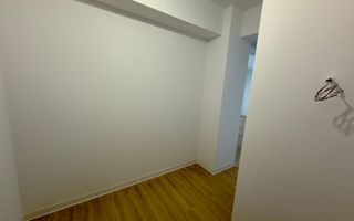 Apartament 3 camere terasa si balcon, boxa si parcare Selimbar - Poză 4