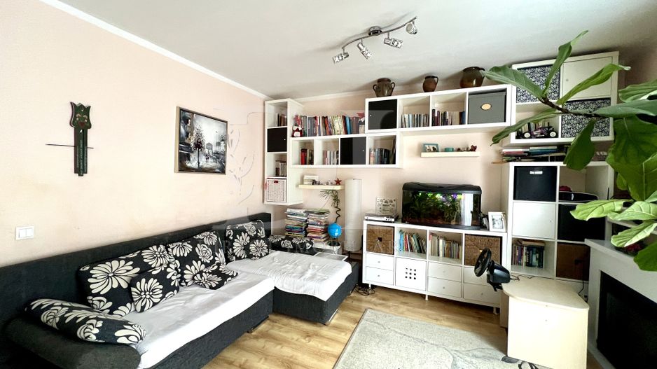 Apartament trei camere / Etaj intermediar / Zona Florilor - Poză 2