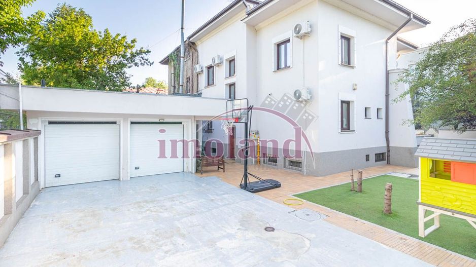 Vila unica cu curte libera 300mp si garaje - Floreasca - Compozitori - Poză 1