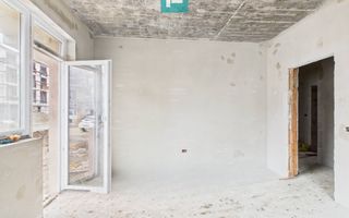 Apartament 3 camere cu curte proprie în Giroc - Poză 2