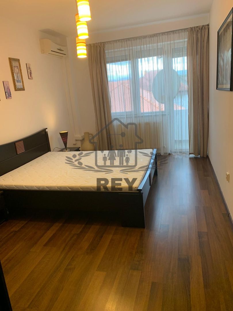 Apartament 3 camere decomandat la vilă/etaj intermediar/loc de parcare - Poză 6