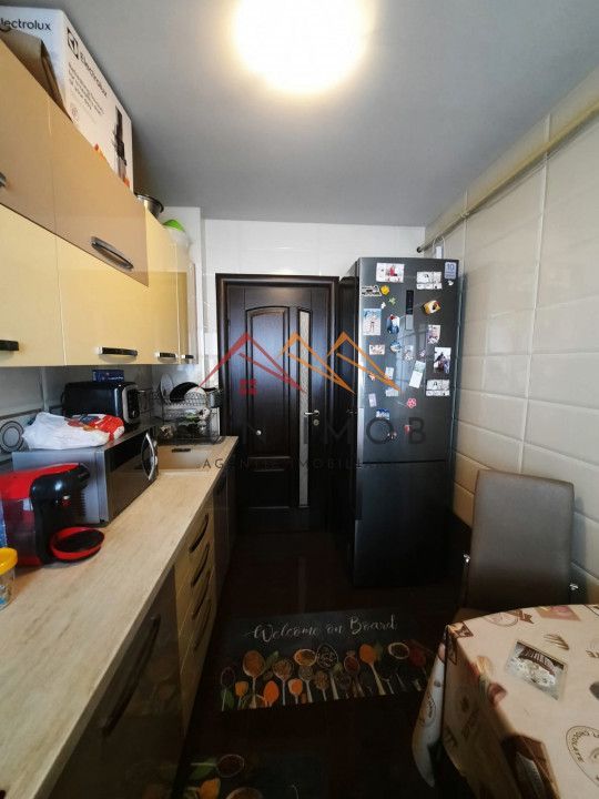 Apartament 2 camere, central, decomandat, renovat recent, CT, Campina - Poză 6