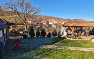 Casa Zona Cincis(Izvoarele), 3 camere, anexe, garaj, 1705mp, casa 125m - Poză 6