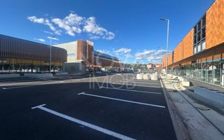 Spatiu comercial de inchiriat - Central, Cisnadie - de la 100 mp - Poză 1
