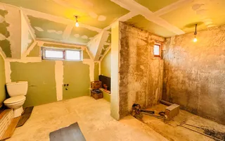 DE VANZARE CASA INDIVIDUALA 300 MP | 700 MP CURTE - Poză 22