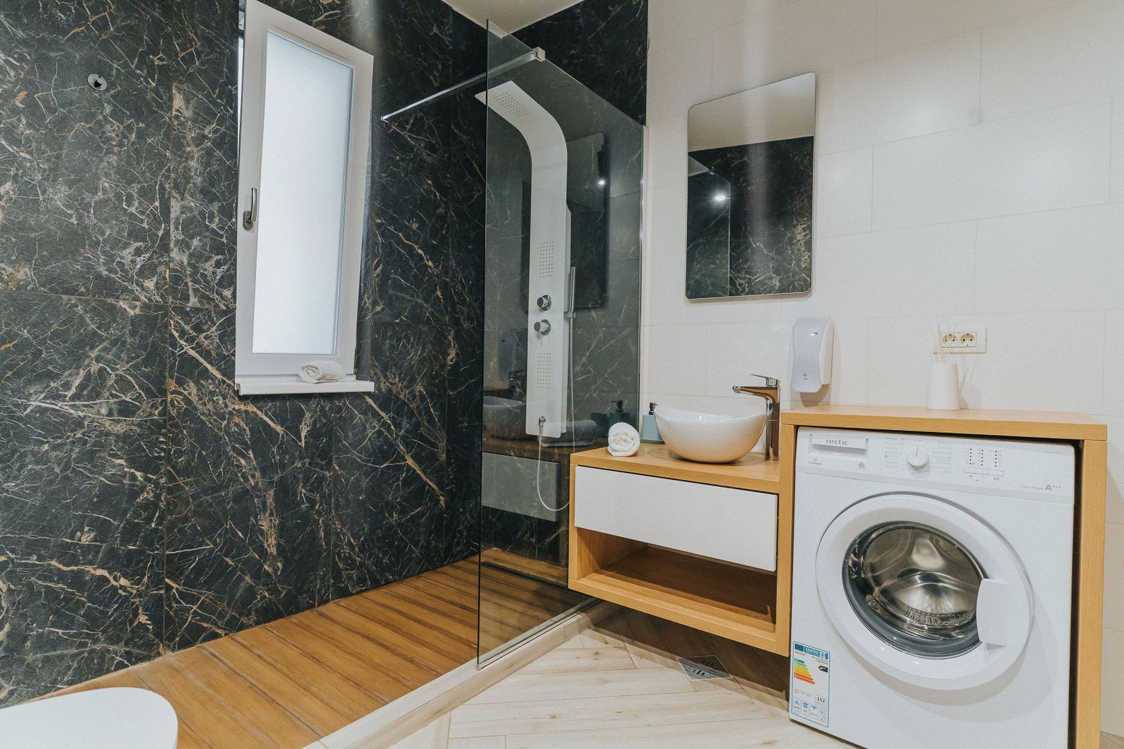 Apartament 3 camere, Piața Unirii Oradea - Poză 15