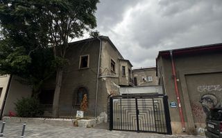 Casa-Curte proprie | Plantelor | - Poză 1