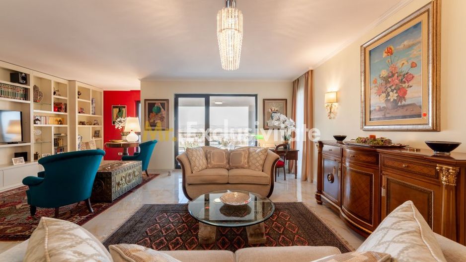 Apartament ultracentral - 3 camere, 167 mp, 2 terase, 2 locuri de parc subterane - Poză 1