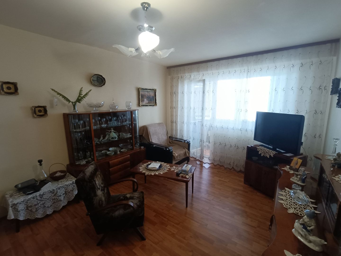 Apartament 3 camere, 70 mp utili, balcon, zona Cetate, Alba Iulia - Poză 1