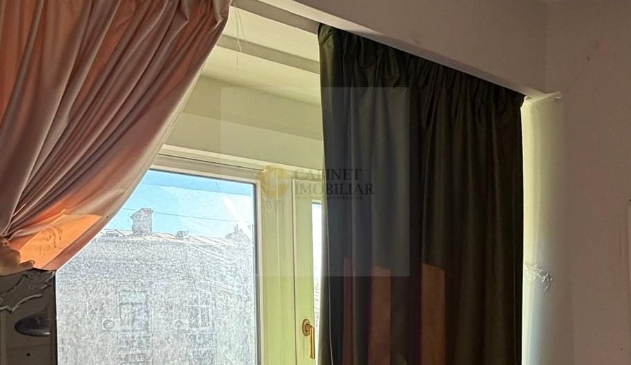 Garsoniera  | Vedere catre bulevard  |  Kogalniceanu - Cismigiu - Poză 4