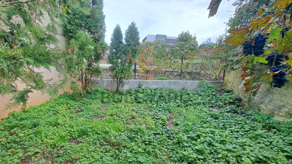 Casa 3 dormitoare, curte 60mp, parcare, langa UMF! - Poză 19