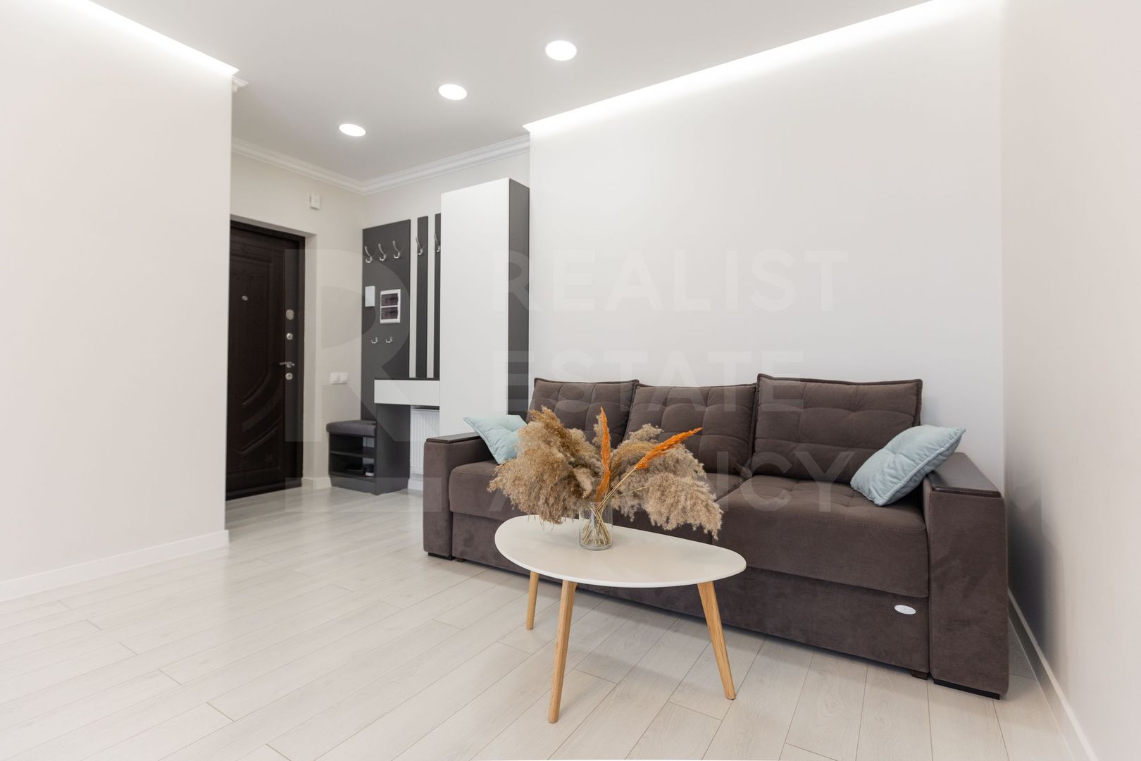 Chirie, apartament, 2 camere, str. Caşu Gheorghe, Centru - Poză 3