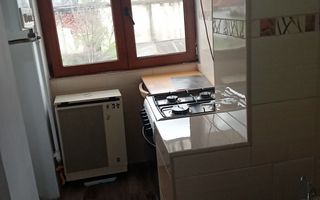 Garsonieră confort 1 de închiriat în Covasna, poziție centrală - Poză 1