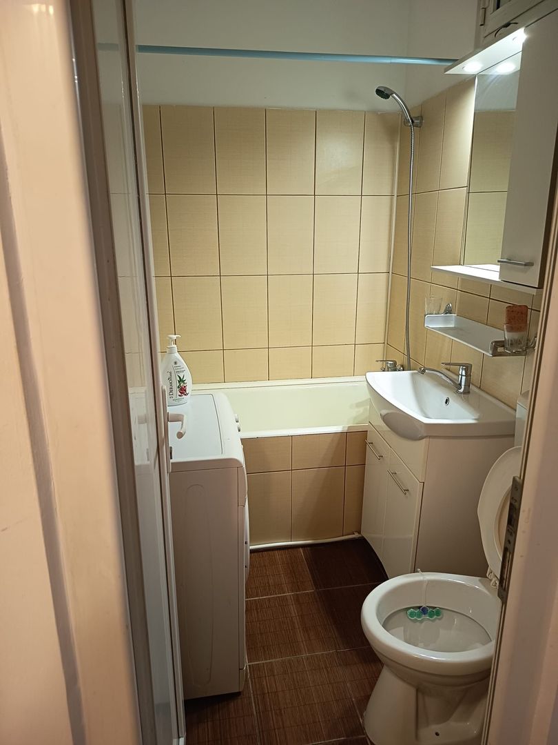 Apartament cu doua camere de vanzare, bd. Brancoveanu, 88.900€ negociabil - Poză 8