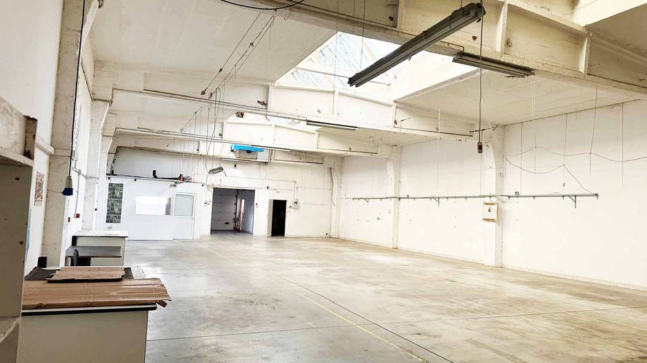 Hală industrială 431 mp de închiriat – central Arad, acces TIR - Poză 3